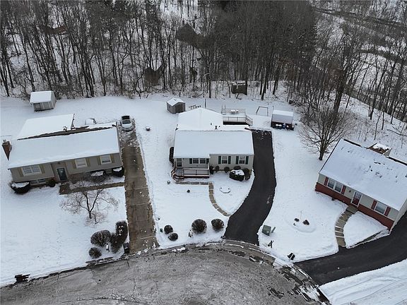 4th image of 1813 Cedaridge Dr