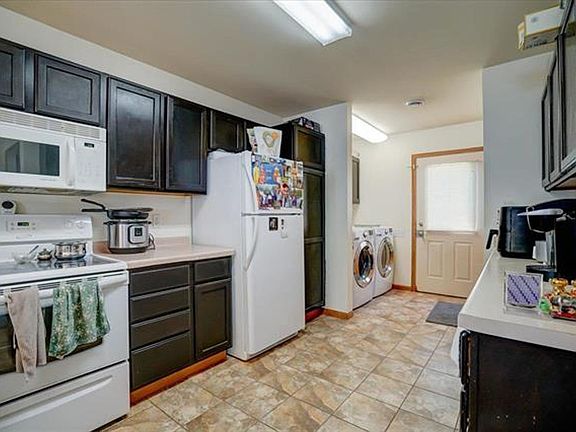 5th image of 252 S Musket Ridge Dr APT 4