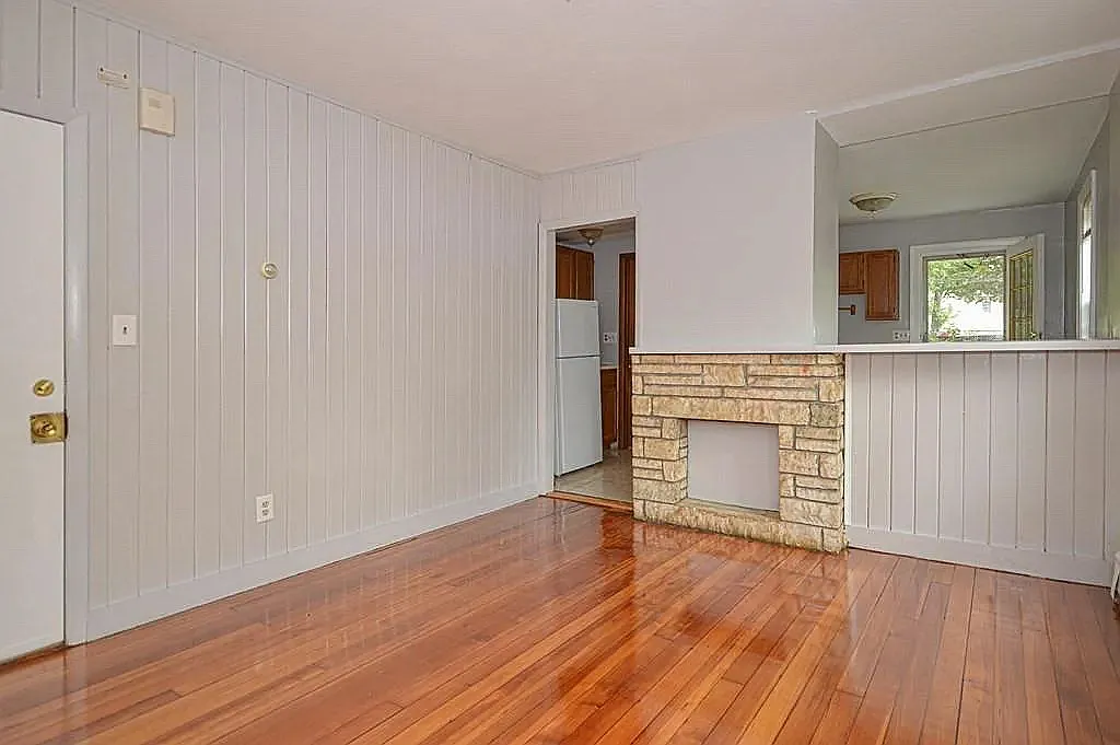 1 bed, 620 sqft, $2,100 — Photo 2