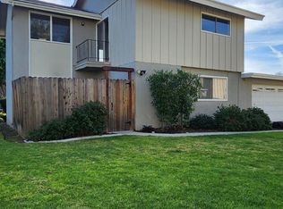 2629 College Ln, La Verne, CA 91750