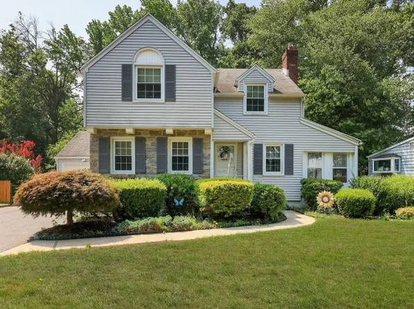 11 Munsee Dr, Cranford Twp., NJ 07016