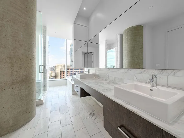 210 Lavaca St #2608 — Photo 17
