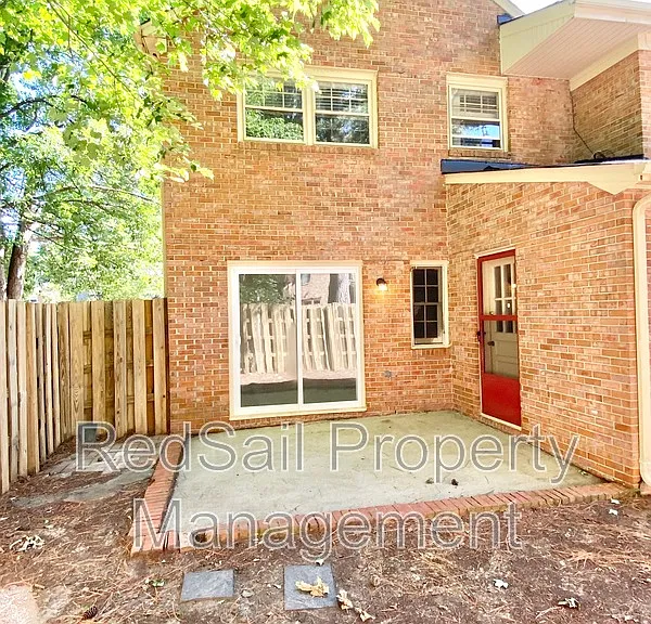 416 Hustings Ln #F — Photo 18