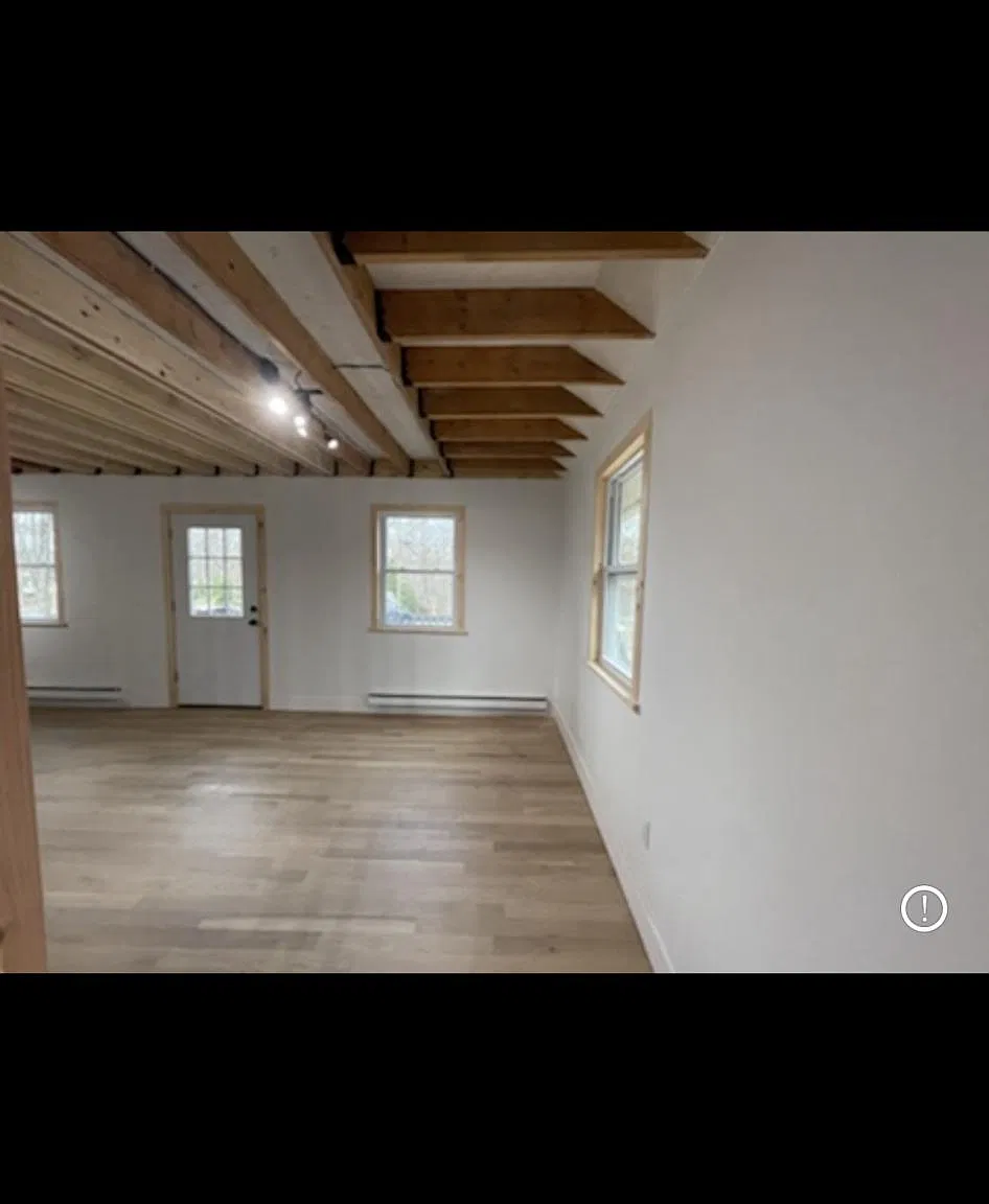 3 bed, 900 sqft, $2,000 — Photo 4