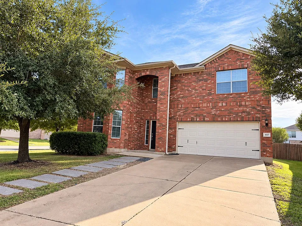 4517 Hees Ct