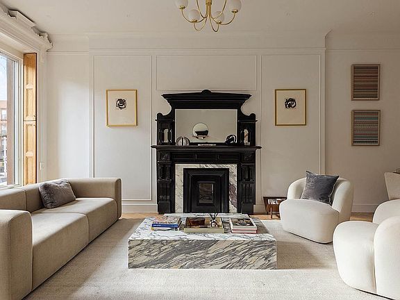 2nd image of 481 Madison St