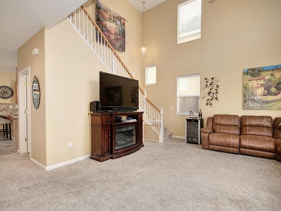 5th image of 220 Picasso Cir
