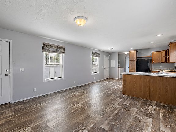 2nd image of 5975 NE Berwick Dr #D107