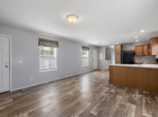 73 Ashley Cir #82, Swartz Creek, MI 48473
