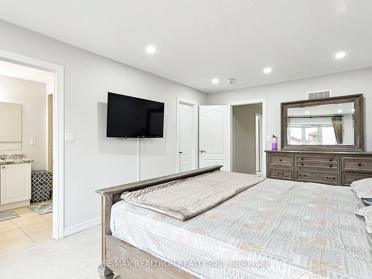 172 Agava St #MAIN — Photo 35