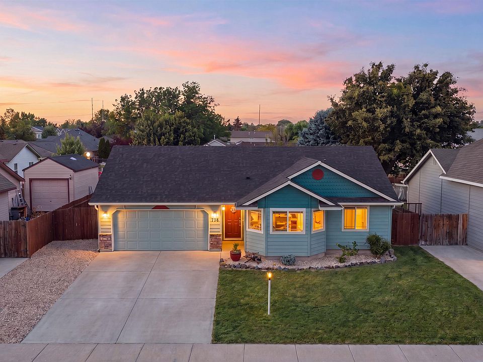 1st image of 738 W Mariah Ave