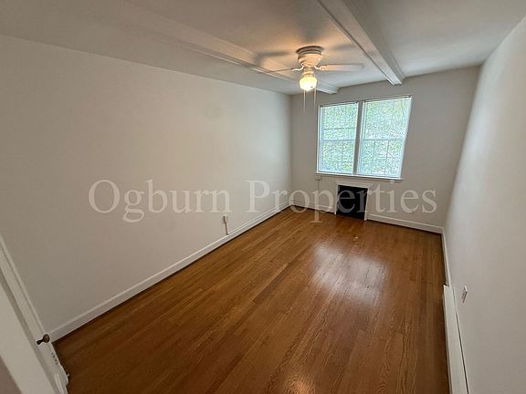 4th image of 1306-1318 Glade St #1310-31