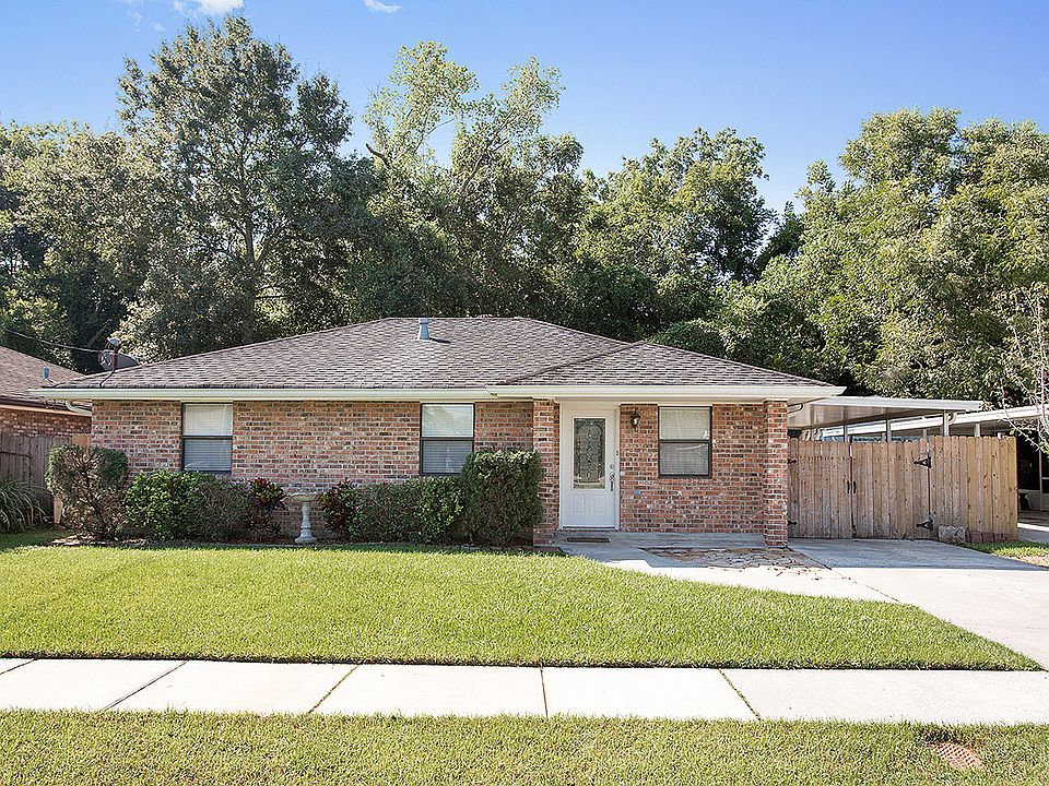 1st image of 2113 S River Park Dr