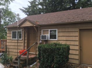 831 W Ellendale Ave #B, Dallas, OR 97338