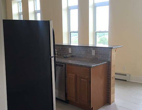2nd image of 71 Main Streetpenthouse