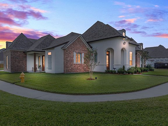 4th image of 206 Glasgow Dr