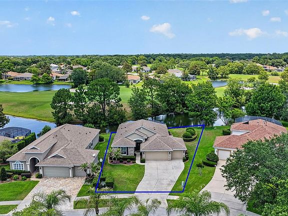 3rd image of 8041 Saint James Way