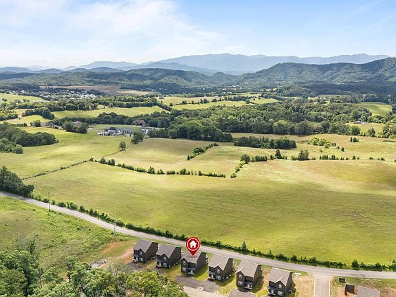 2nd image of 958 Lacy Ct Lot 19