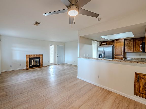 5th image of 5959 McKinney Dr NE
