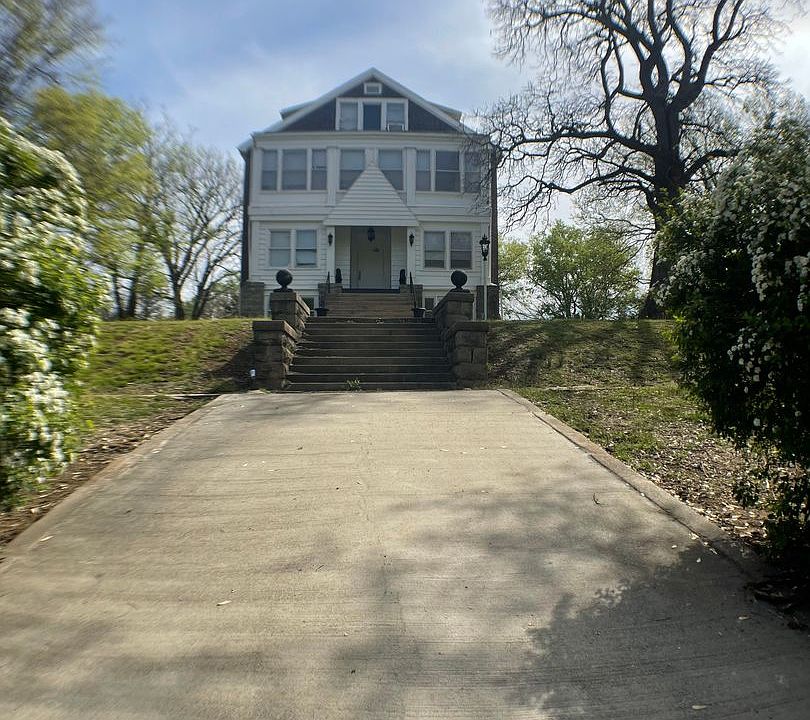 1st image of 708 S 5th St #301