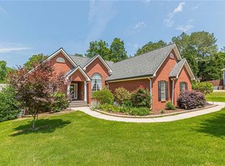 405 Wynbrook Dr, McDonough, GA 30253