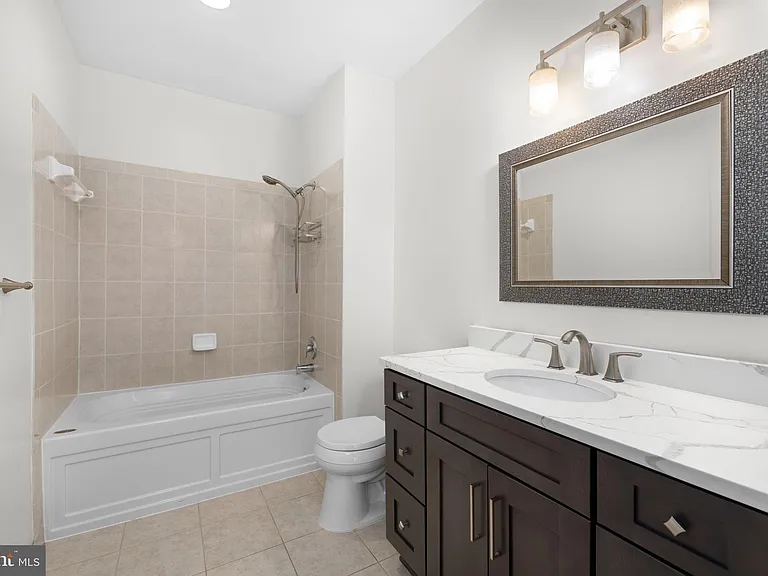 181 Reed Ave #110 — Photo 9