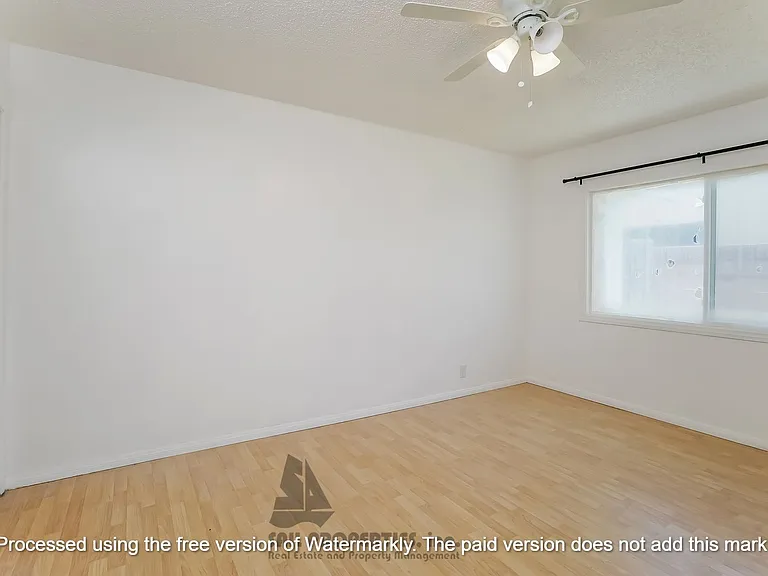 2513 E Tyler St — Photo 11