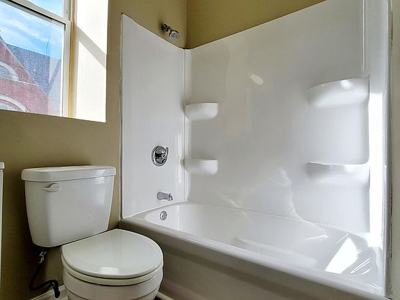 2nd image of 2116 W Muhammad Ali Blvd #3