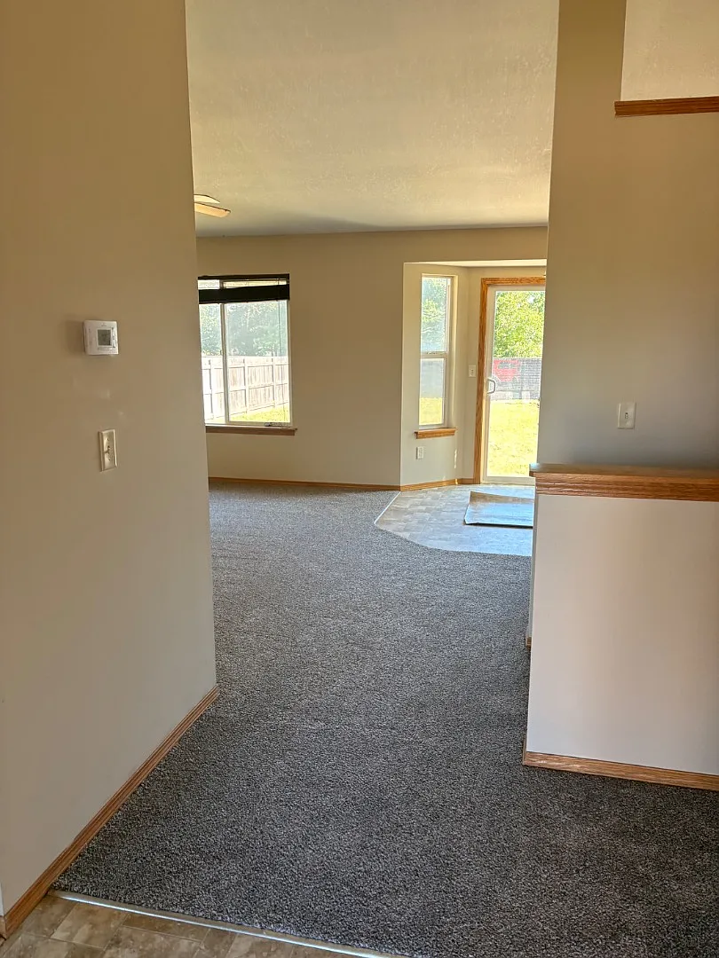 Property Photo - 1311 E Berlin St