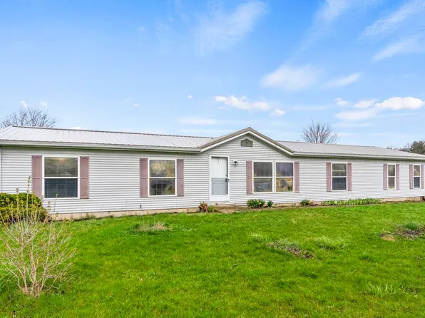 2444 S 300 W, Liberty Center, IN 46766