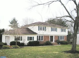 23 Duffield Dr, Ewing, NJ 08628