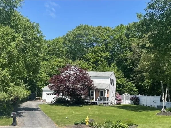 37 Teaberry Ln, Gardner, MA 01440