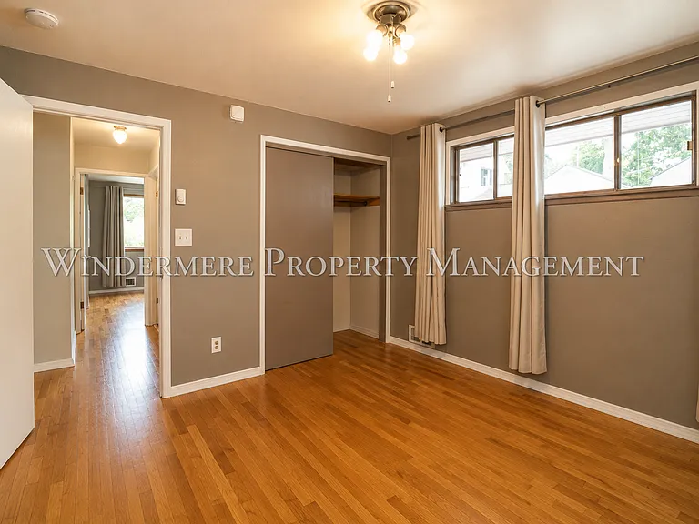 601 Hull Ave — Photo 9