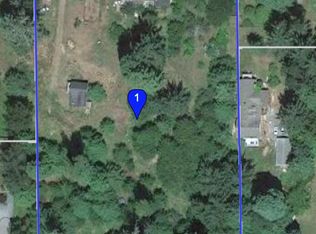 2400 Golf Course Rd, Bayside, CA 95524