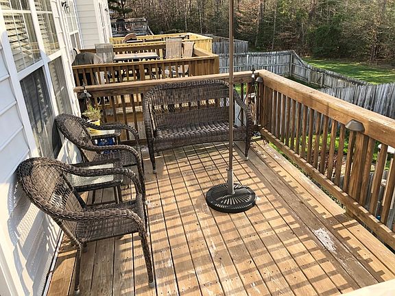 4th image of 3110 Friars Walk Ln