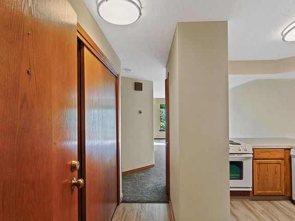 2nd image of 221 E Rockwood Blvd #410