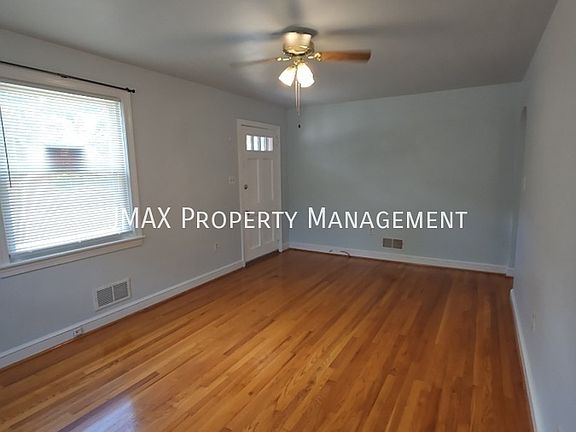 3rd image of 1672 Brandon Ave SW #A