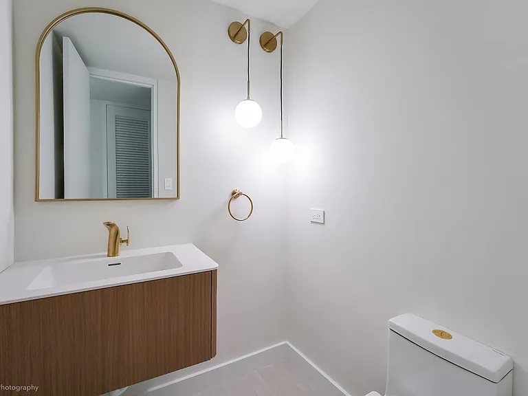 5055 Collins Ave — Photo 8