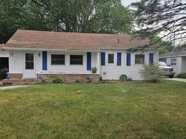 1817 Saint Clair Blvd, Algonac, MI 48001