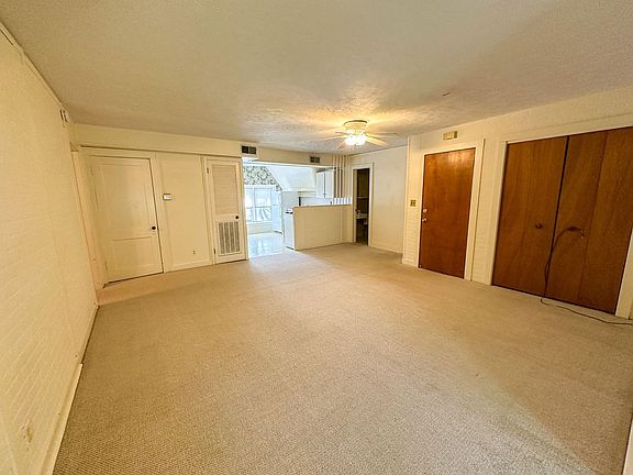 2nd image of 139 Prospect Ave NE APT 5
