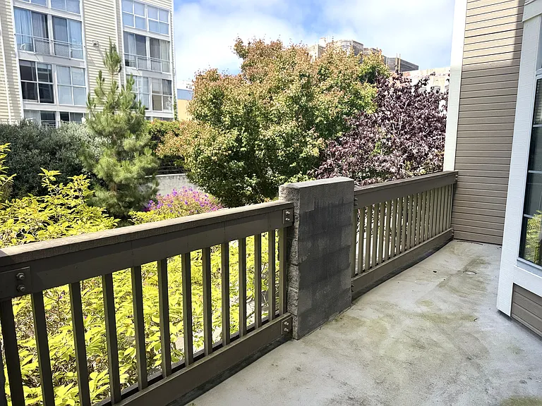 2040 Sutter St #203 — Photo 23