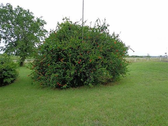3rd image of 306 County Road 3385