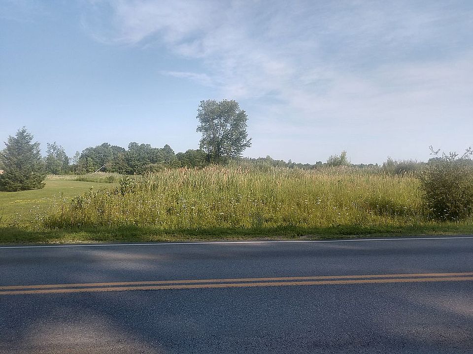 2nd image of 1201 Cumberland Head Rd