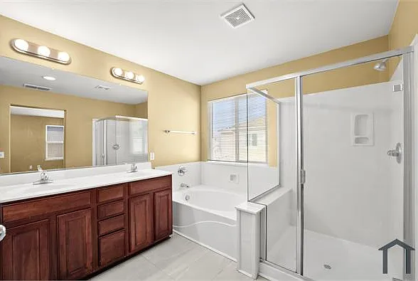 3245 Portage Way — Photo 6