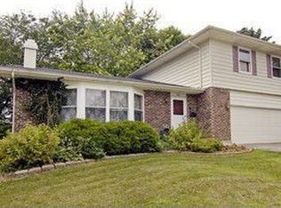 760 Hillside Ave, Antioch, IL