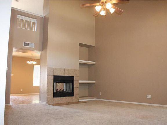 3rd image of 10801 Walden Pond St