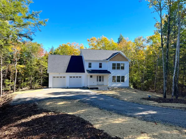 89 Autumn Ridge Road, Sabattus, ME 04280