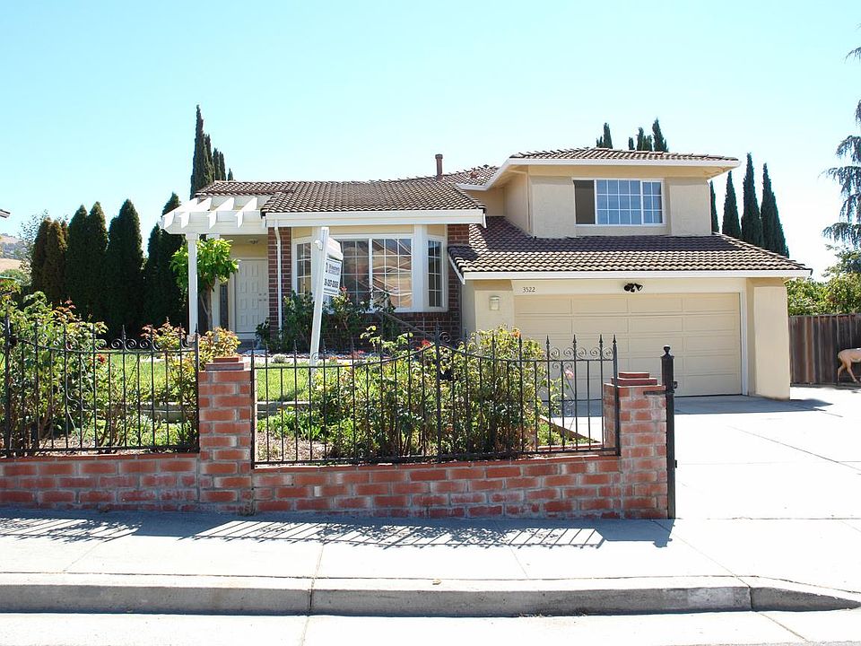 1st image of 3522 Pleasant Echo Dr