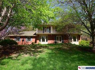 816 S 95th Cir, Omaha, NE 68114