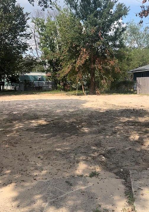 1st image of 603 Valerie Avenue